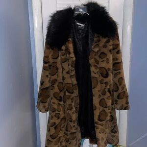 Dennis Basso Coat Madison Avenue  Leopard Print Faux Fur Womens Size 2X Preown